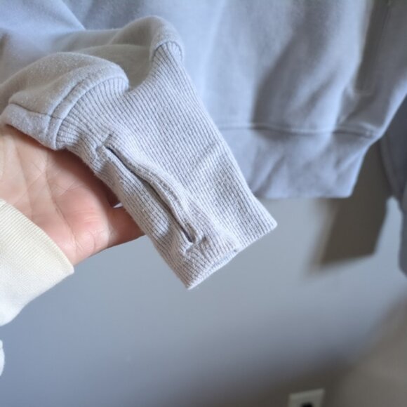 Old Navy Dynamic Fleece Half-Zip Sweatshirt Light Grey Size Medium - Picture 3 of 7